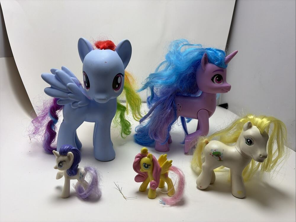 My Little Pony G4,G3 Brushable, Rainbow Dash, Izzy Moonbow, Breezie, Fluttershy